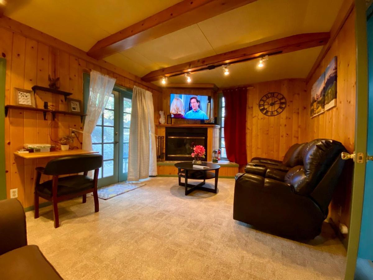 Snow Bunny Cottage, Pets Welcomed! Green Valley Lake Exteriér fotografie